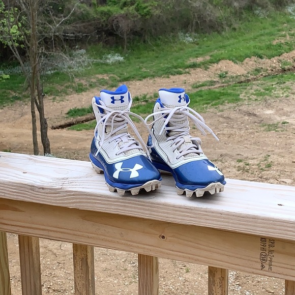 Under Armour “Highlight” molded football cleats size 1.5Y - Picture 3 of 7